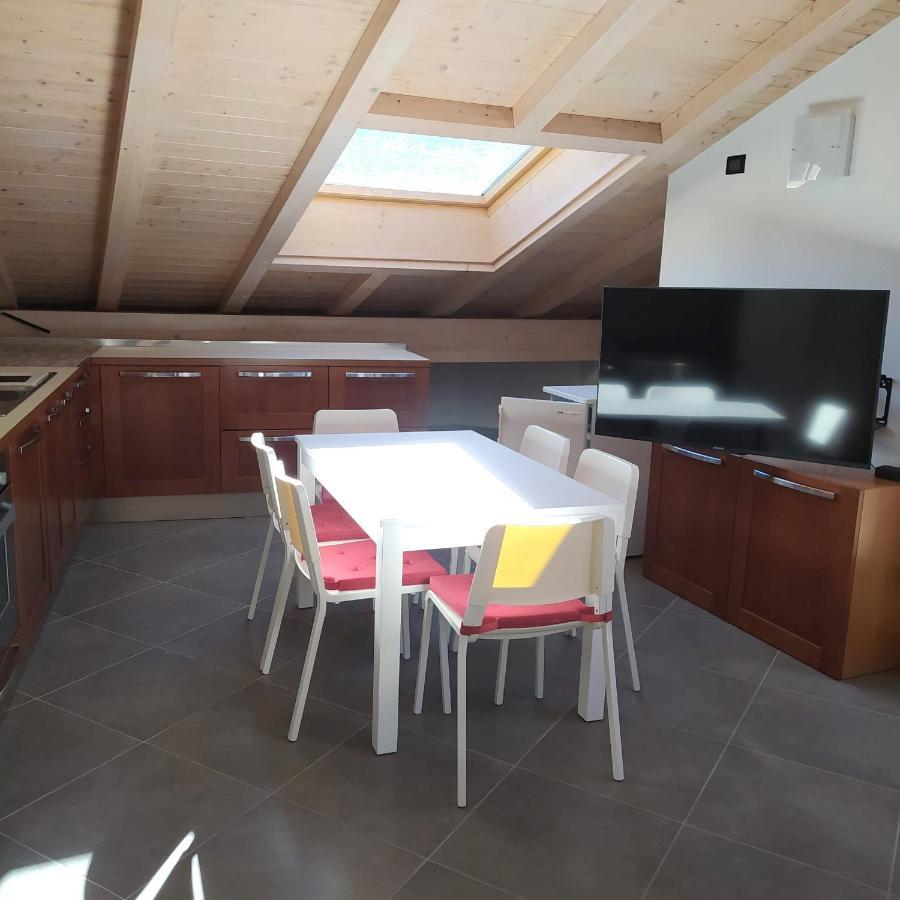Appartamento Mary - Casa Green - Dog Friendly, Box Auto Cogolo Buitenkant foto
